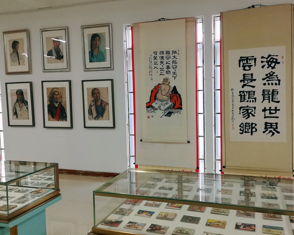 60cd48d8048430cc5ae420a6ec1dd13d